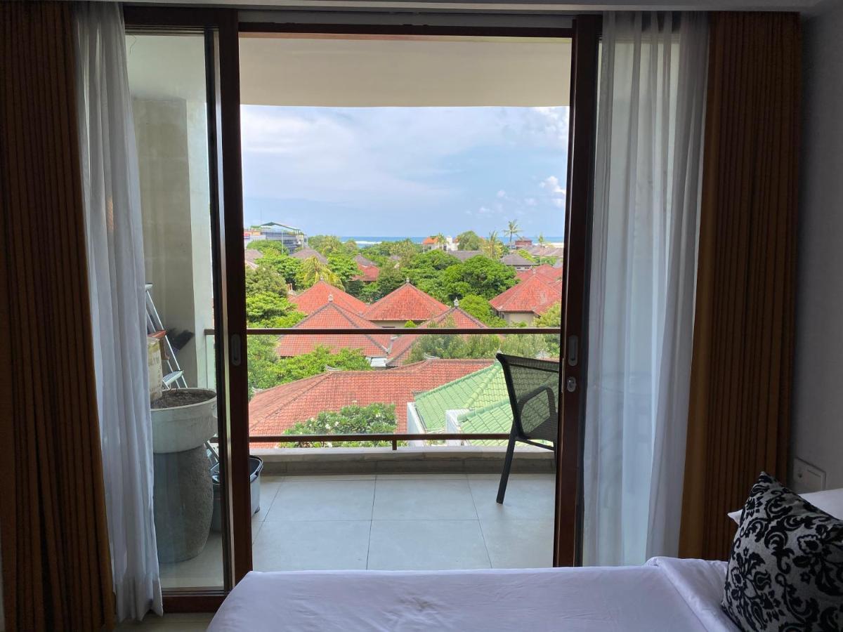 Stylish 2 Bedroom Penthouse Apt, Newly Refreshed, 50 Mbps, Pool, Gym, Resto 庫塔 外观 照片